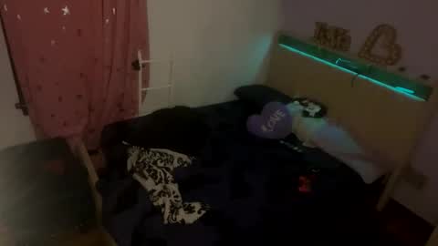 Snapshot of eze_369 chatting on January 26, 2025, 12:22 pm eze_369 online show from January 26, 2025, 12:22 pm