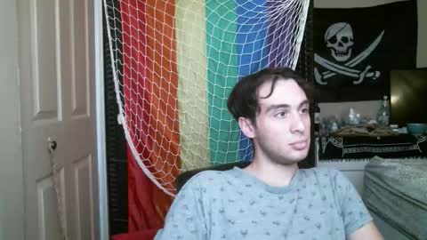 Ezra Naamah online show from December 1, 2025, 6:46 pm