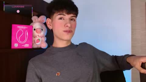 Juan online show from December 3, 2025, 5:04 am