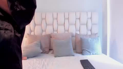 Snapshot of fabiana_rodriguez chatting on February 25, 2025, 5:47 pm Fabi online show from February 25, 2025, 5:47 pm