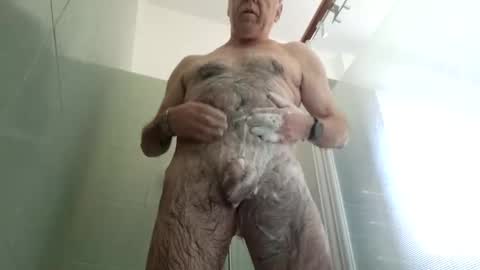 Snapshot of fabrice136883 chatting on February 16, 2025, 11:05 am fabrice136883 online show from February 16, 2025, 11:05 am