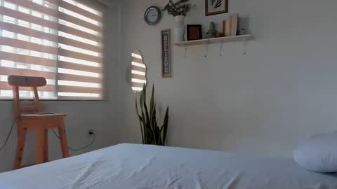 -  A N D E R online show from September 11, 2025, 4:29 pm