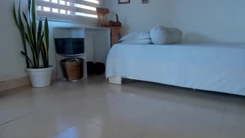 -  A N D E R online show from December 15, 2025, 3:05 pm