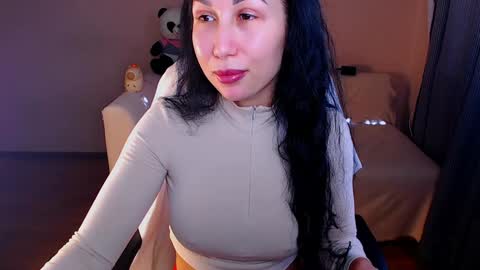 Elli  online show from December 26, 2024, 10:37 am