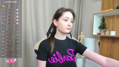 Snapshot of fairy_m00n chatting on January 26, 2025, 1:47 pm Kate online show from January 26, 2025, 1:47 pm