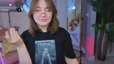 Snapshot of fairy_tara chatting on October 24, 2025, 5:48 am Tara online show from October 24, 2025, 5:48 am