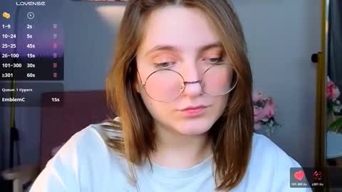 Snapshot of fairy_tara chatting on December 3, 2025, 3:03 am Tara online show from December 3, 2025, 3:03 am