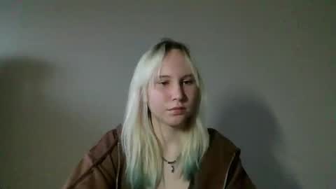 Snapshot of fairyfeller_ chatting on October 16, 2025, 3:07 am fairyfeller_ online show from October 16, 2025, 3:07 am