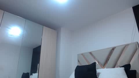 fairylatin online show from October 20, 2025, 1:50 am