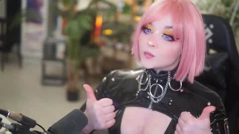 Snapshot of faith_chan chatting on December 7, 2024, 12:41 am faith_chan online show from December 7, 2024, 12:41 am