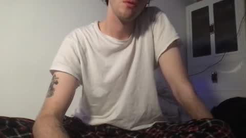 Snapshot of fakenshitbrah chatting on September 18, 2025, 7:05 pm fakenshitbrah online show from September 18, 2025, 7:05 pm