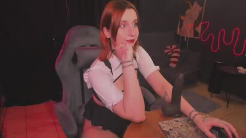 Angelina and Alice online show from November 14, 2025, 9:08 am