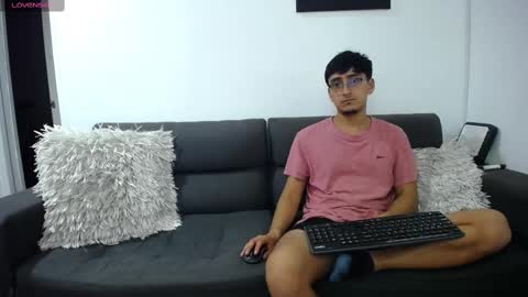 FallGays online show from March 4, 2025, 1:23 am