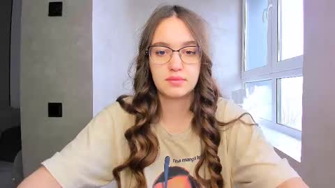 Snapshot of fancy_bunny chatting on February 17, 2025, 6:42 am fancy bunny online show from February 17, 2025, 6:42 am