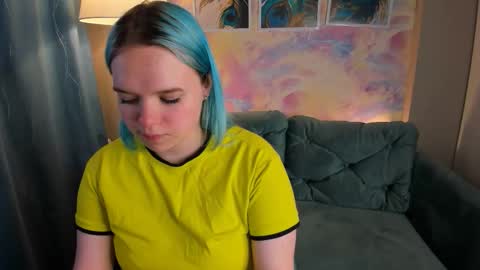 Snapshot of fancybella chatting on December 15, 2025, 8:18 am Bella online show from December 15, 2025, 8:18 am