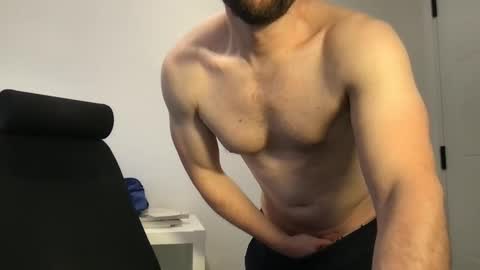 Snapshot of fantacyland chatting on December 19, 2024, 1:51 pm Alex online show from December 19, 2024, 1:51 pm