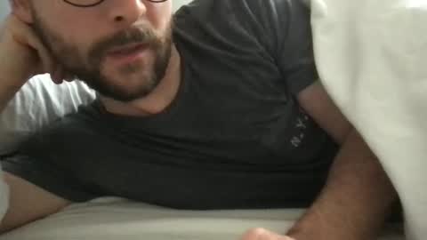 Snapshot of fantacyland chatting on October 3, 2025, 7:49 am Alex online show from October 3, 2025, 7:49 am