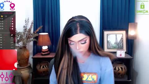 Snapshot of fantacyoflove chatting on December 1, 2024, 10:43 pm YASI online show from December 1, 2024, 10:43 pm