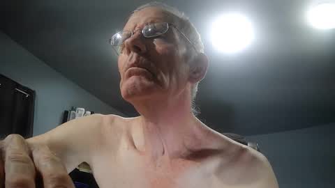 fantasyresort online show from October 26, 2025, 3:12 am