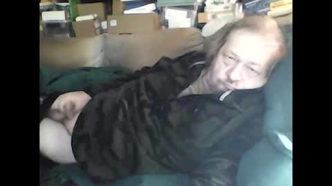 HoneyCumJuice4U online show from October 28, 2025, 5:15 pm