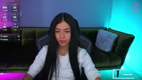 Snapshot of fatalenellie chatting on October 15, 2025, 9:59 pm Nellie online show from October 15, 2025, 9:59 pm