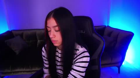 Snapshot of fatalenellie chatting on November 11, 2025, 10:32 pm Nellie online show from November 11, 2025, 10:32 pm