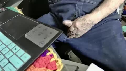 Snapshot of fatfreddythecat chatting on January 22, 2025, 12:16 am Fred. online show from January 22, 2025, 12:16 am