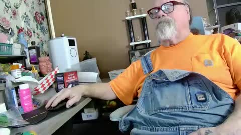 Snapshot of fatfreddythecat chatting on March 1, 2025, 9:48 pm Fred. online show from March 1, 2025, 9:48 pm