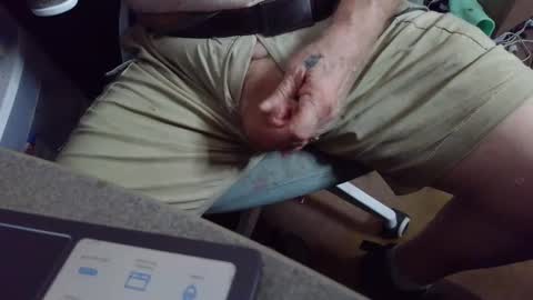 Snapshot of fatfreddythecat chatting on September 22, 2025, 10:12 pm Fred. online show from September 22, 2025, 10:12 pm