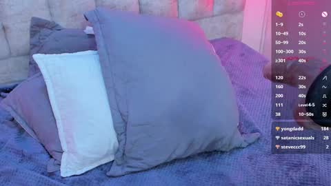 Snapshot of fatima_essence chatting on October 7, 2025, 7:38 am     online show from October 7, 2025, 7:38 am