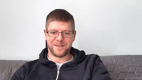 Snapshot of fattenmenow chatting on November 16, 2025, 12:33 pm fattenmenow online show from November 16, 2025, 12:33 pm