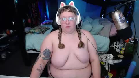 Snapshot of fatveronica chatting on February 20, 2025, 1:30 pm FatVeronica online show from February 20, 2025, 1:30 pm