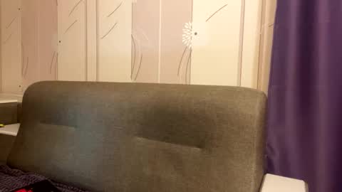 Snapshot of faustfrost chatting on November 20, 2025, 1:44 pm Faust online show from November 20, 2025, 1:44 pm