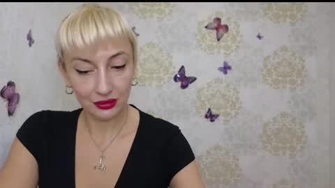 favorite_angel online show from January 28, 2025, 9:40 pm