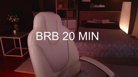 Snapshot of fay_dunaway chatting on December 9, 2024, 3:33 pm Fay online show from December 9, 2024, 3:33 pm