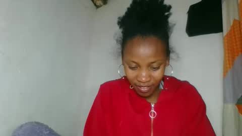 fayence09 online show from October 6, 2025, 10:02 am