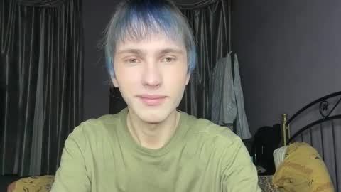 Mark online show from November 6, 2025, 3:46 pm