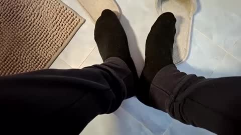 Snapshot of fede2985 chatting on December 8, 2024, 11:03 am Fede online show from December 8, 2024, 11:03 am