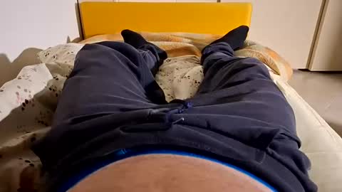 Snapshot of fede2985 chatting on February 4, 2025, 10:24 pm Fede online show from February 4, 2025, 10:24 pm