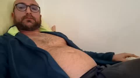 Snapshot of fede2985 chatting on February 15, 2025, 8:44 am Fede online show from February 15, 2025, 8:44 am