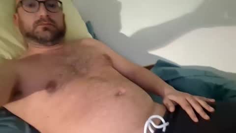 Snapshot of fede2985 chatting on February 23, 2025, 3:29 pm Fede online show from February 23, 2025, 3:29 pm