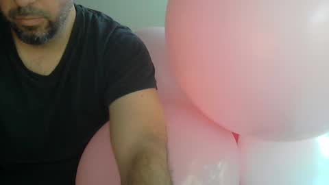 fedeGLOBOS online show from November 14, 2025, 2:27 pm