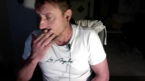 feetkissboy online show from September 19, 2025, 12:56 am