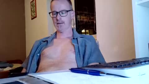 Max online show from November 26, 2025, 7:04 pm