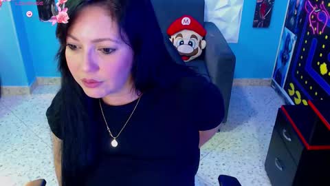 Snapshot of felinagrrr chatting on March 4, 2025, 8:27 pm felina online show from March 4, 2025, 8:27 pm