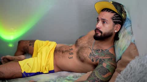 Felix Candela  online show from January 5, 2025, 2:52 pm