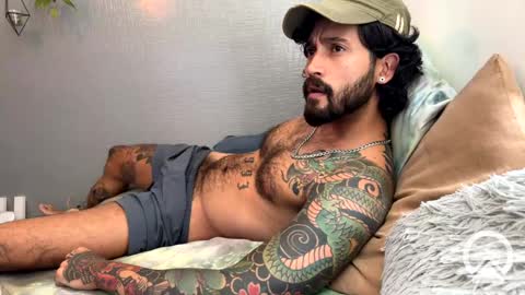 Felix Candela  online show from February 10, 2025, 6:45 pm