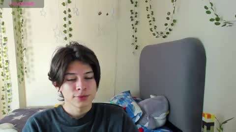 Snapshot of felix_leex chatting on December 20, 2024, 8:23 pm Felix leex online show from December 20, 2024, 8:23 pm