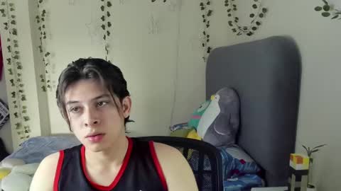 Snapshot of felix_leex chatting on December 30, 2024, 7:53 pm Felix leex online show from December 30, 2024, 7:53 pm