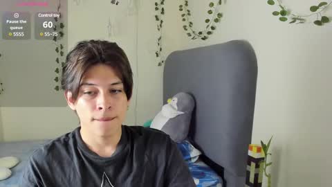 Snapshot of felix_leex chatting on January 26, 2025, 7:20 pm Felix leex online show from January 26, 2025, 7:20 pm